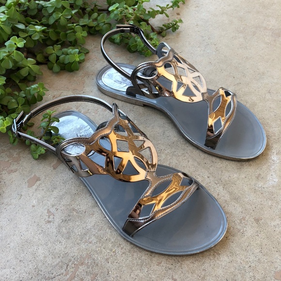 X Stuart Weitzman Silver Jelly T Strap Sandals - Picture 3 of 5